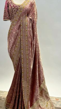 Net Saree Blouse Designs, Punjabi Dresses, Indian Dress Up, Wedding Fits, Dress Pakistani, Saree Ideas