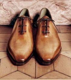 Berluti Shoes, Shoes Classy, Tassel Shoes, Gents Fashion, Fashionable Snow Boots, United State, Classic Shoes, Up Shoes, Handmade Shoes