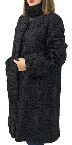 Astrakhan fur coat in classic black style, featuring a short collar with hook closure Persian Lamb, Full Length Coat, Long Black Coat, Long Winter Coats, Brown Coat, Glam Fashion, Shearling Jacket, Black Style, Black Wool