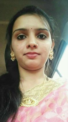 Tamil Girls, Desi, Lips, Celebrities, Hair, Gold, Beauty, Black