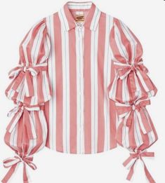 Striped Top Outfit, Ny Outfits, Sleeves Designs For Dresses, Quirky Fashion, Trendy Fashion Tops, Vogue Japan, Pretty Blouses, Designs For Dresses, Kpop Fashion Outfits