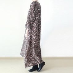 2016 fall brown plus size floral cotton dresses long sleeve maxi dress gownThis dress is made of cotton linen fabric, soft and breathy, suitable for summer, so loose dresses to make you comfortable all the time.Measurement:One Size: bust 140cm / 54.6"Shoulder 41cm / 15.99"length 118cm / 46.02"Sleeve length 63cm / 24.57"Cuff 30cm / 11.7"Waist 140cm / 54.6"hem 170cm / 66.3"Materials used: CottonPayment: We accept payment by paypal and credit card. if you would like to pay by credit card, please ch Maxi Dress Fall, Dresses To Make, Cotton Caftan, Loose Dresses, Maxi Dresses Fall, Floral Cotton Dress, Fall Winter Dresses, Brown Fall, Magnolia Pearl