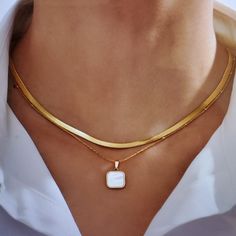 New Gift With Orders Trendy Gold Necklace With Pearl Pendant, Trendy White Gold Plated Necklace, Chic White Gold Plated Jewelry, Elegant Gold Square Pendant Jewelry, Everyday White Gold Plated Chain Necklace, White Minimalist Snake Chain Jewelry, Minimalist White Snake Chain Jewelry, Elegant White Snake Chain Necklace, White Snake Chain Jewelry Gift