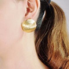 Moonround -Gold Plated Earrings Celebrities Earrings, Jewelry Fancy, Ol Fashion, Hollow Earrings, Blue Drop Earrings, Jewelry Ear, Tory Burch Earrings, Bar Stud Earrings, Evil Eye Earrings