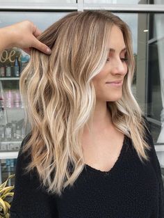 Honey Blonde Hair Color, Rambut Brunette, Balayage Blonde, Dirty Blonde Hair, Honey Blonde Hair, Hair Done, Blonde Hair Inspiration, Honey Hair, Blonde Hair Shades