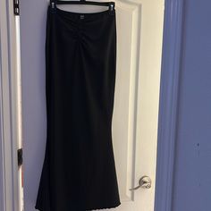 Made By Shein, Never Worn, Tight Fitted Formal Black Ruched Skirt, Black Ruched Long Skirt, Fitted Ruched Black Maxi Skirt, Black Fitted Ruched Maxi Skirt, Formal Fitted Ruched Maxi Skirt, Black Elastane Maxi Skirt For Party, Party Black Maxi Skirt, Fitted Black Elastane Maxi Skirt, Black Fitted Elastane Maxi Skirt