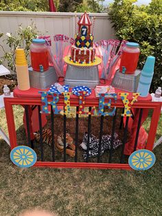 a circus themed birthday party with decorations