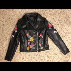 This Super Cute Floral Embroidered Leather Jacket Would Be Killer For A Girls Night Out! Dress It Up Or Down. This Unique Jacket Will Be Sure To Turn Heads! Embroidered Leather Jacket For Fall, Winter Embroidered Long Sleeve Biker Jacket, Long Sleeve Leather Jacket With Floral Embroidery For Winter, Winter Leather Jacket With Floral Embroidery And Long Sleeves, Floral Embroidered Long Sleeve Leather Jacket For Winter, Embroidered Long Sleeve Biker Jacket For Fall, Embroidered Long Sleeve Biker Jacket For Winter, Casual Embroidered Winter Biker Jacket, Embroidered Winter Biker Jacket With Long Sleeves