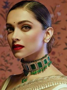 Deepika Padukone - The Cutest Smile Deepika Padukone Portrait, Women Actresses, Deepika Padukone Hair, Bridal Jewellery Inspiration, Bollywood Bridal, Affiliate Products, Celebrity Makeup Looks