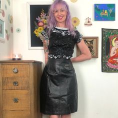 Black Leather Pencil Skirt, Leather Dress Women, Leather Skirt Outfit, Black Leather Skirt, Black Leather Skirts, Leather Pencil Skirt, Leather Outfit, Nice Leather, Leather Dress