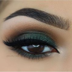 beautiful brown eyes with green eyeshadow #makeup Party Makeup Brown Eyes, Makeup Cantik, Maquillage On Fleek, Makeup Tip, Beautiful Brown Eyes, Matte Makeup, Smink Inspiration, Makijaż Smokey Eye, Green Eyeshadow