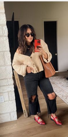 Eclectic Fall Outfits, Grand Ole Opry Outfit, Casual Early Fall Outfits, Early Fall Outfits, Booties Outfit, Winter Inspiration, Mom Era, Ootd Inspo, Stylish Work Outfits