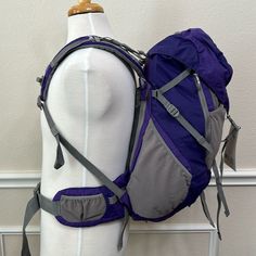 Jansport Cienega Women’s Backpack - Purple * Breathable, Perforated Eva Women’s Specific Shoulder Straps For Optimal Comfort * Fully Padded Perforated Eva Back Panel W A Quick Access Hydration Compartment * Breathable, Perforated Hipbelt W/ Mesh Stash Pockets For Small Items * 1 Main Compartment * Dual Zippered Front Pockets * Dual Side Compression * Dual Tool Loops * Zippered Lid Pocket * Dual Stretch Mesh Water Bottle Pockets * Sternum Strap * Web Haul Handle * Capacity: 1952 Cubic In/ 32l * W Jansport Backpacks Big Student, Jansport Superbreak Backpack, Backpack Purple, Floral Backpack, Purple Backpack, Colorful Backpacks, Light Backpack, Backpacking Packing, Student Backpacks