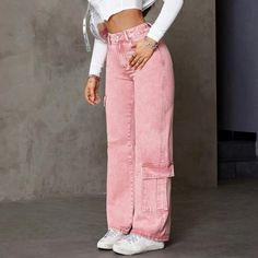 Super Cute And Stylish Ships In 5-10 Business Days Style Straight Leg Jeans, Jeans Rosa, Jeans With Pockets, Rose Jeans, Shein Outfits, Traje Casual, Jeans Cargo, Fun Pants, Cargo Style