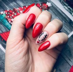 Christmas Nail Designs Easy, Unghie Nail Art, Christmas Manicure, Red Christmas Nails, Plaid Nails, Christmas Nails Easy, Christmas Gel Nails, Colored Acrylic Nails, Christmas Nail Art Designs