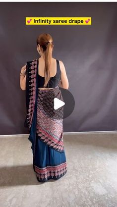 Saree Wrapping Ideas, Saree Wearing Styles Ideas, Saree Wrapping, Unique Saree Draping, Sari Draping Styles, Kalamkari Blouses, Sari Draping, Model Saree