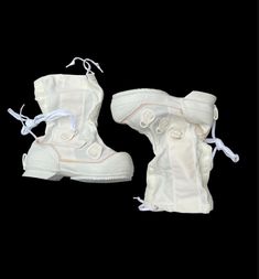 New, never issued White Snow Boots, Military Shoes, Jin Kazama, Canadian Military, Outfits Hombre, Cover Art Design, Vintage Boots, White Boots, Dream Shoes