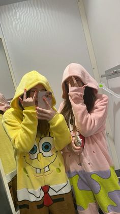 Cute Halloween Costumes Duos Friends, Cute Onsie Halloween Costumes, Costume Ideas For Duos Funny, Onesie Ideas For Halloween, Two Bestie Halloween Costumes, Duo Halloween Onesies, 2 People Matching Halloween Costumes, Cute Couple Halloween Costumes Onesies, Funny Hollowed Costumes Duo