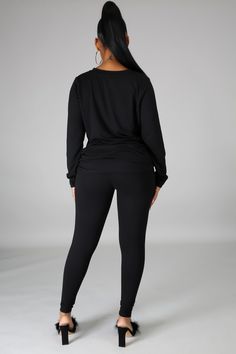 stretch two piece set Long sleeve top Round neck Pocket High waist pants No closure 90% polyester 10% spandex Model is wearing a Small No Closure, High Waist Pants, Leggings Set, Clothing Tags, Sleeves Top, Top Round, Two Piece Set, Waist Pants, Formal Gowns