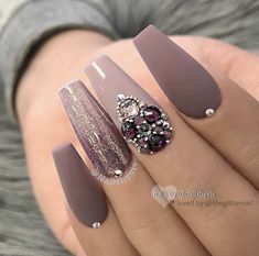 Check out @simonelovee ❤️ Mauve Nails, Coffin Nails Long, Matte Nails, Gorgeous Nails, Cute Acrylic Nails, Acrylic Nail Designs, Nail Trends, Trendy Nails