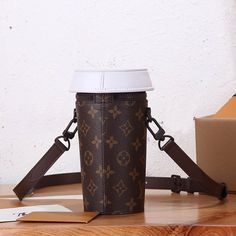 4 Louis Vuitton Monogram