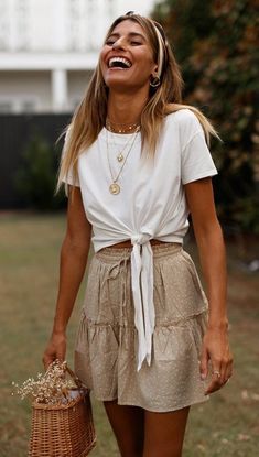 Ruffle Skirts, 2020 Vision, Cottagecore Outfits, Boho Dresses, 2019 Fashion, Cropped Tee, Inspired Outfits, Date Outfits