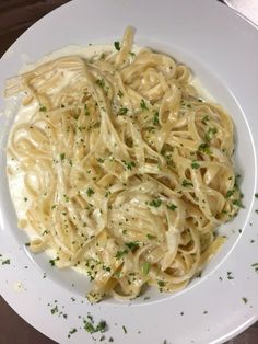 Aesthetic Fettuccine Alfredo, Chicken Fettuccine Alfredo Aesthetic, Fettuccine Alfredo Aesthetic, Fettechini Alfredo, Fettucini Alfredo Aesthetic, Fetuchini Alfredo, Fetuccini Alfredo, Fettucini Alfredo, Chicken Fettuccine Alfredo