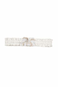 Natori Bridal Embroidery Garter, Women's, White. The Bridal Embroidery collection combines silky charmeuse with luxurious details for the ultimate look and feel.Exclusive Natori embroidery Body: 100% polyester Dry clean onlyMade at our own factories in the Philippines. The Natori Company designs high-end women's fashion, including Intimates, Sleepwear, Lingerie, Ready-to-Wear, Home, Perfume, Towels, Eyewear, and more.  Using an Asian aesthetic, Josie Natori was able to build a distinct brand, melding the visual appeals of both the East and the West. The Natori Life is glamorous style that reflects how a woman sees herself: feminine, strong, independent, and creative. Shop Josie Natori for luxury women's pajamas, robes, nightgowns, bras, and caftans. Imported. Notori has the best christmas Luxury Accessories Woman, Christmas Presents For Girlfriend, Bridal Embroidery, Luxury Gifts For Women, White Garters, Xmas Gifts For Her, Christmas Gifts For Wife, Christmas Gifts For Girlfriend, Glamorous Style