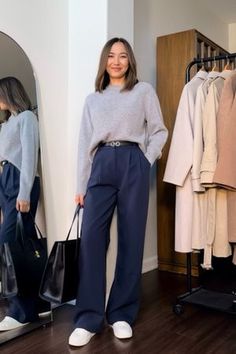 Blue Sweater Work Outfit, Blue Pants Winter Outfit, How To Wear Trousers Women, Winter Trousers Outfit, Blue Trouser Outfit Women, Trouser Pants Outfits Casual, Comfy Office Outfit, Tech Fits, Trousers Outfit Casual