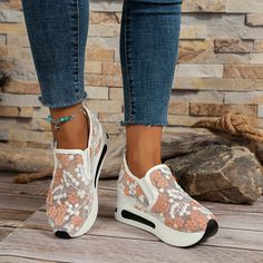 Material:FabricClosure:Slip-onToe Style:Plain toePatterned:FlowersEmbellishment Feature:EmbroideredShoe height:Low topAll-season:SpringItem ID:EK11063 Embroidered Shoes, Women Lace, On Shoes, Slip On Shoes, Light Green, Slip On, Lace, Sneakers