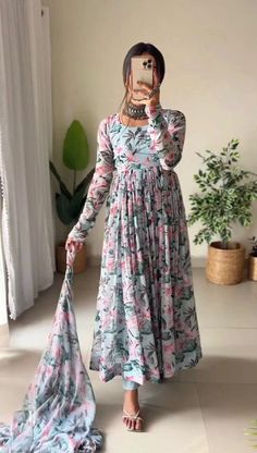 Printed Anarkali Suits, Printed Anarkali, Gown With Dupatta, Gown Party Wear, Party Wear Gown, Indian Dresses Traditional, Anarkali Gown, Trendy Dress Outfits