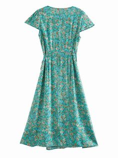 - Short sleeve- Summer day dress- Wrap midi dress UK6-8(XS):88cm (bust)UK8-10(S): 92cmUK10-12(M): 96cmUK12-14(L): 102cm 100% Polyester Bohemian Dress Short, Blue Boho Dress, Boho Dress Short, Summer Day Dresses, Street Style Fall Outfits, Gold Bridesmaid Dresses, Bohemian Style Dresses, Boho Dresses Long, Elegant Prom Dresses