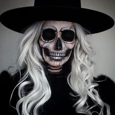 Skeleton Halloween Ideas, Makeup Horor, Grim Reaper Skull, Skeleton Makeup, Cool Halloween Makeup