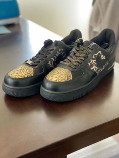 Air Force 1s, Custom Made Shoes, How To Make Shoes, Air Force Sneakers, Nike Air Force Sneaker, Nike Air Force, Air Force, Versace