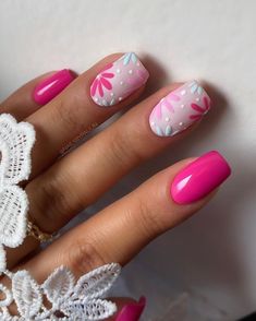 nails design,nail designs, nail ideas,nail designs,Nail Art, Girl's Nail Art, Beautiful Nail Art, Beautiful Nail, Beautiful Girls Nail Art Flowers On Nails Design, Hot Pink Floral Nails, Lavender Nails, Colorful Nails, Cute Gel Nails, Short Acrylic Nails Designs, Dipped Nails, Gel Nail Designs, Floral Nails