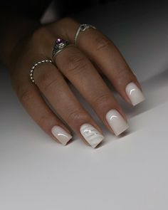 Aprés Gel-X and Structured manicures | Gel-x structured refill 😌🪽 #dovenailsbysharon | Instagram Gel Polish Nails Designs, Mini Nails Design, Gigi Hairstyles, Short Classy Nails Acrylic, White Nails Aesthetic, Short Nails White, Designing Nails, Structured Gel Manicure, Bison Board