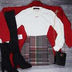 Red plaid mini skirt, boots and cardigan fall outfit Himalayan Outfit, Plaid Skirt Fall Outfit, Skirt Fall Outfit, Red Plaid Skirt, Cute Dress Outfits, Skirt High Waist, Cute Everyday Outfits, Plaid Skirt, Really Cute Outfits