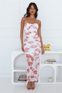 Length from bust to hem of size S: 122cm. Chest 31cm, Waist 26cm, size S. Maxi dress. Semi-lined. Model is a standard XS and is wearing size XS. True to size. Stretch. Mesh. Strapless. Zipper. Cold hand wash only. Print placement may vary. Polyester. Be seen for your gorgeous style in the Freedom Of Creativity Strapless Mesh Maxi Dress. Featuring a bodycon silhouette and dreamy pattern. Style with heels for an extravagant 'fit. Coral Mini Dress, Maxi Dress White, Gorgeous Style, Mesh Maxi Dress, Bridal Shower Dress, Your Gorgeous, Shower Dresses, Date Outfits, White Maxi Dresses