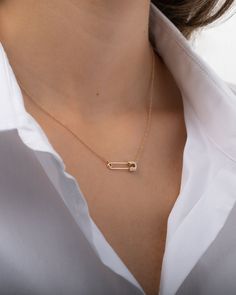 Minimalist Safety Pin Necklace For Everyday, Safety Pin Necklace, Classy Vibes, Pin Necklace, Fancy Jewelry, Diamond Carat, Necklace Sizes, Safety Pin, Pave Diamonds