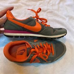 Worn Once Orange Athleisure Sneakers With Laces, Orange Running Sneakers With Rubber Waffle Outsoles, Orange Low-top Sporty Sneakers, Sporty Orange Low-top Sneakers, Orange Lace-up Sneakers, Orange Athleisure Sneakers For Running, Orange Sneakers With Rubber Waffle Outsoles, Sporty Orange Running Shoes With Laces, Orange Sporty Running Shoes