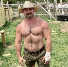 (99+) Rough n Tough on Tumblr Dad Bodies, Latin Men, Mustache Men, Scruffy Men, Ginger Men