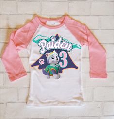 The Paw Patrol maybe on a roll but Skye and Everest are the BEST! Raglans come in sizes 2T-5T. Long sleeves come in even sizes 2, 4, 6. Please enter your choice of Skye or Everest, along with your child's name, age, and date of the party in the comments section during checkout. If your size is sold out, please message us, we can usually get more within a week. Plain White Tshirt, Skye And Everest, Paw Patrol Birthday Shirt, Raglan Tshirt, Everest Paw Patrol, Paw Patrol Characters, Plain White T Shirt, Cut Tees, Paw Patrol Birthday