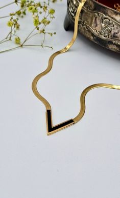 V shape Snake Chain Choker necklace  18k gold plated Chain Choker Necklace, Chain Choker, Wedding Jewellery Necklace, Stainless Steel Necklace, Snake Chain, V Shape, Wedding Necklace, Wedding Jewelry, Choker Necklace