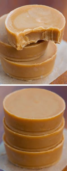 there is a cake with peanut butter on it and the bottom one has been cut in half