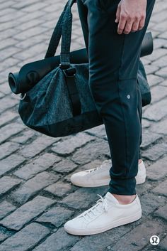 Lululemon Mens Outfits, Men Yoga Outfit, Men’s Lululemon Outfit, Lululemon Outfit Men, Lululemon Men Outfit, Mens Lululemon Outfit, Mens Yoga Wear, Yoga Girls, Lululemon Mens