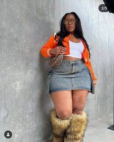 Mini Denim Skirt, Orange Sweater, Miniskirt Outfits, Sweater White, Fur Boots, Curvy Girl Fashion, Cute Simple Outfits