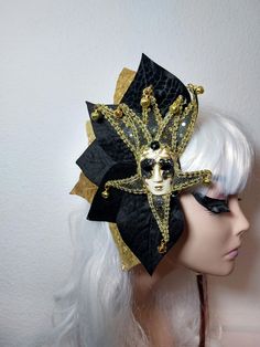 This is a really unique fascinator for the Venice Carnival, Italy lovers!! Approx 8 x 6 inches big, super lightweight, holds with crocodile clip, Doll is smaller than actual human head Luxury Headpieces For Mardi Gras Carnival, Handmade Masquerade Costume Hats For Carnival, Handmade Costume Hats And Headpieces For Carnival Masquerade, Handmade Costume Hats For Masquerade Carnival, Handmade Costume Hats For Carnival Masquerade, Carnival Masquerade Headband Headpiece, Carnival Masquerade Headband Costume, Masquerade Carnival Headband Costume Hat, Carnival Masquerade Headband