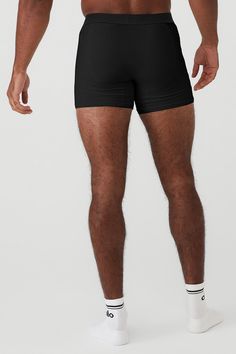 A performance-engineered essential for workout and beyond. The Day and Night Boxer has a snug, smooth, supportive fit, lay-flat elastic waistband and move-with-you 4-way stretch, in a classic boxer brief length. Made with our ultra-soft and breathable modal jersey fabric. Boxer brief length Snug, smooth fit Lightweight support Comfortable elastic waistband Functional Black Boxer Briefs With Built-in Shorts, Sportswear Boxer Briefs With Built-in Shorts For Training, Compression Boxer Briefs With Built-in Shorts For Gym, Alo Yoga Compressive Activewear For Running, Workout Boxer Briefs With Built-in Shorts, Alo Yoga Compression Activewear For Running, Breathable Compression Boxer Briefs, Training Boxer Briefs With Built-in Shorts And Stretch, Compression Workout Boxer Briefs