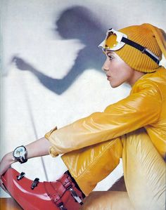 vintage ski fashion - Moyra Swan by Lategan Vogue 1969 UK Ski Vintage, Ski Bunnies, Retro Ski, Fashion 1960s, Ski Posters, Sixties Fashion, Vintage Sportswear, Ski Season, Ski Fashion