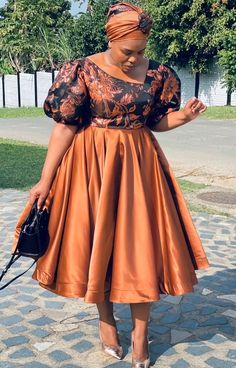 African Traditional Wear, Shweshwe Dresses, Long African Dresses, Hijab Wedding, African Print Dress Ankara, Best African Dresses, Short African Dresses, African Dresses Modern, African Wear Dresses